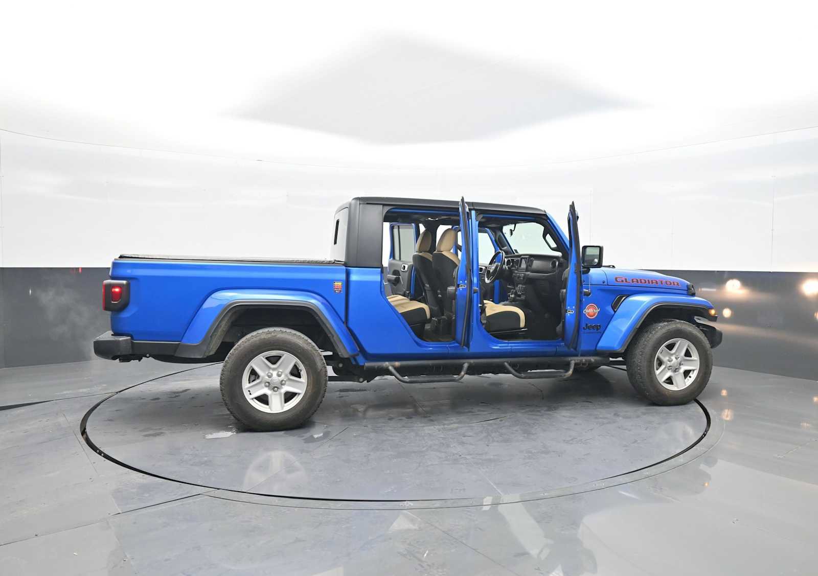 Used 2021 Jeep Gladiator Sport image 46