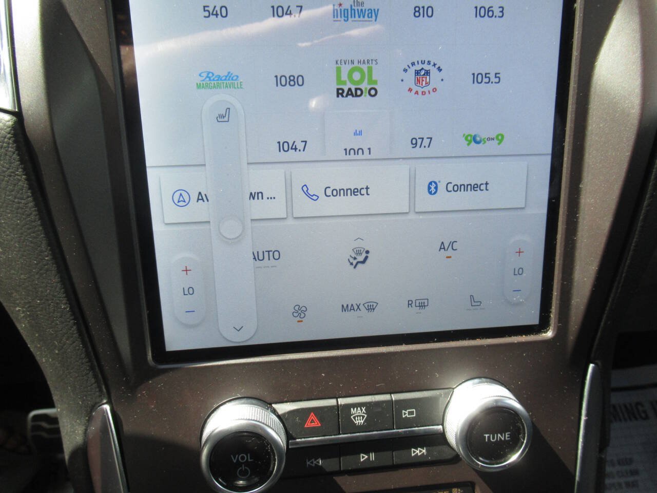 Used 2021 Ford Edge ST AWD/4WD image 24