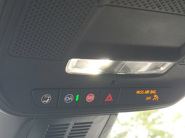 Used 2025 Chevrolet Equinox ACTIV w/ Safety and Technology Package FWD image 32