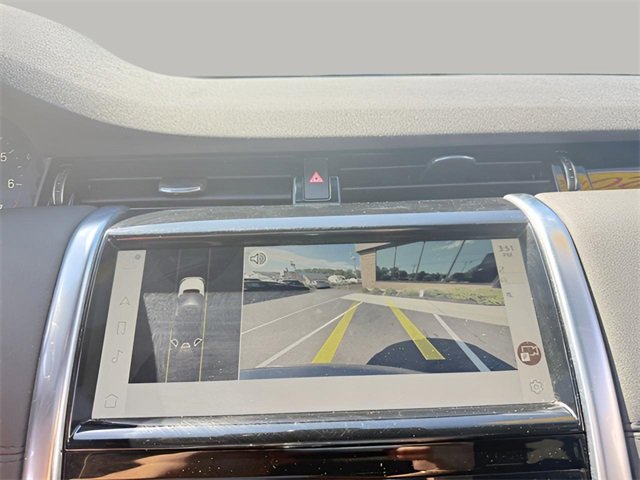 Used 2022 Land Rover Discovery Sport SE image 17