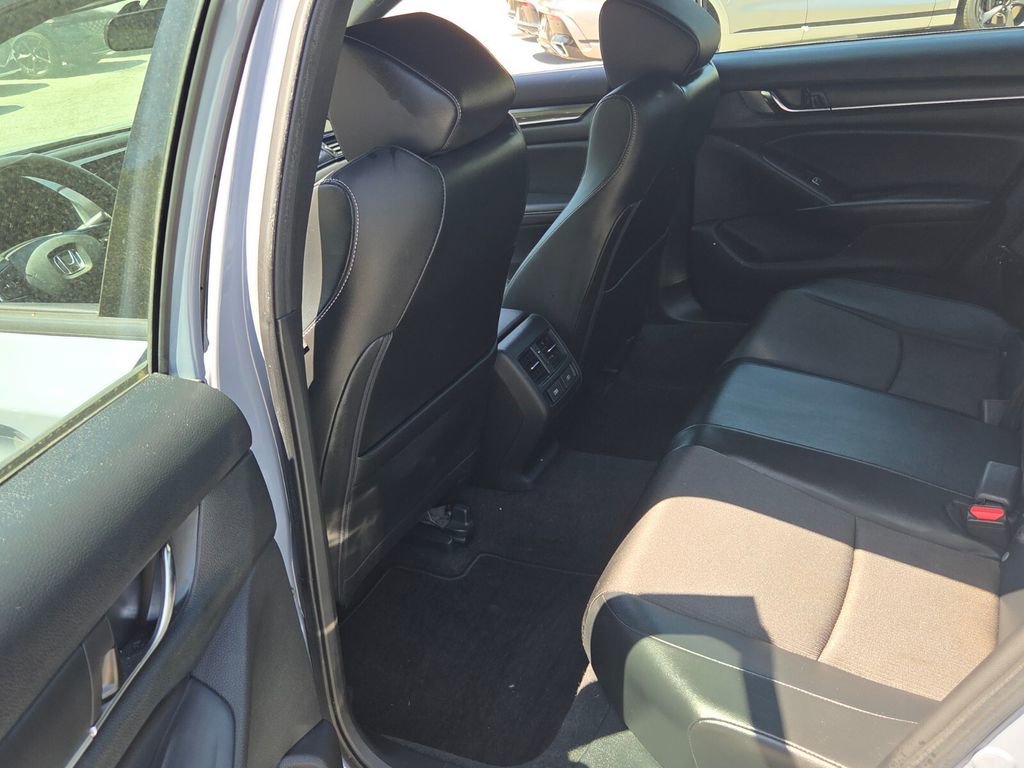Used 2022 Honda Accord Sport image 7