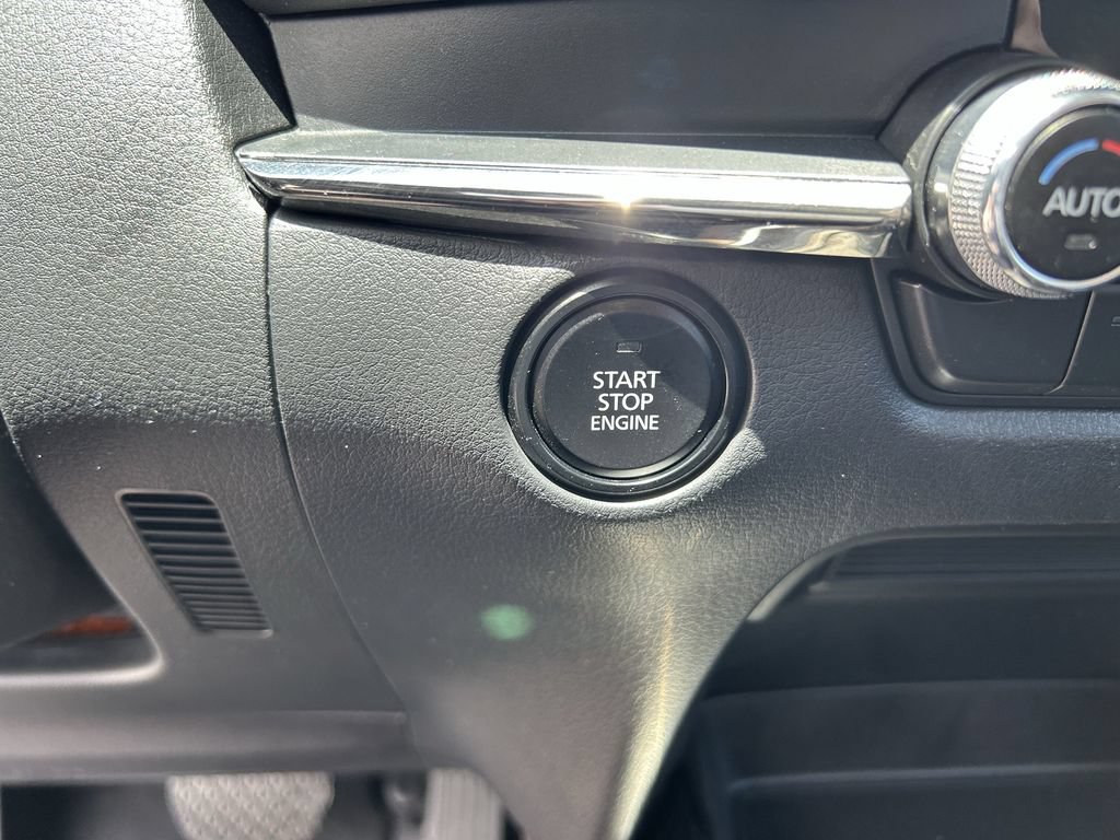 Used 2021 MAZDA CX-30 FWD 2.5 S w/ Premium Package image 35