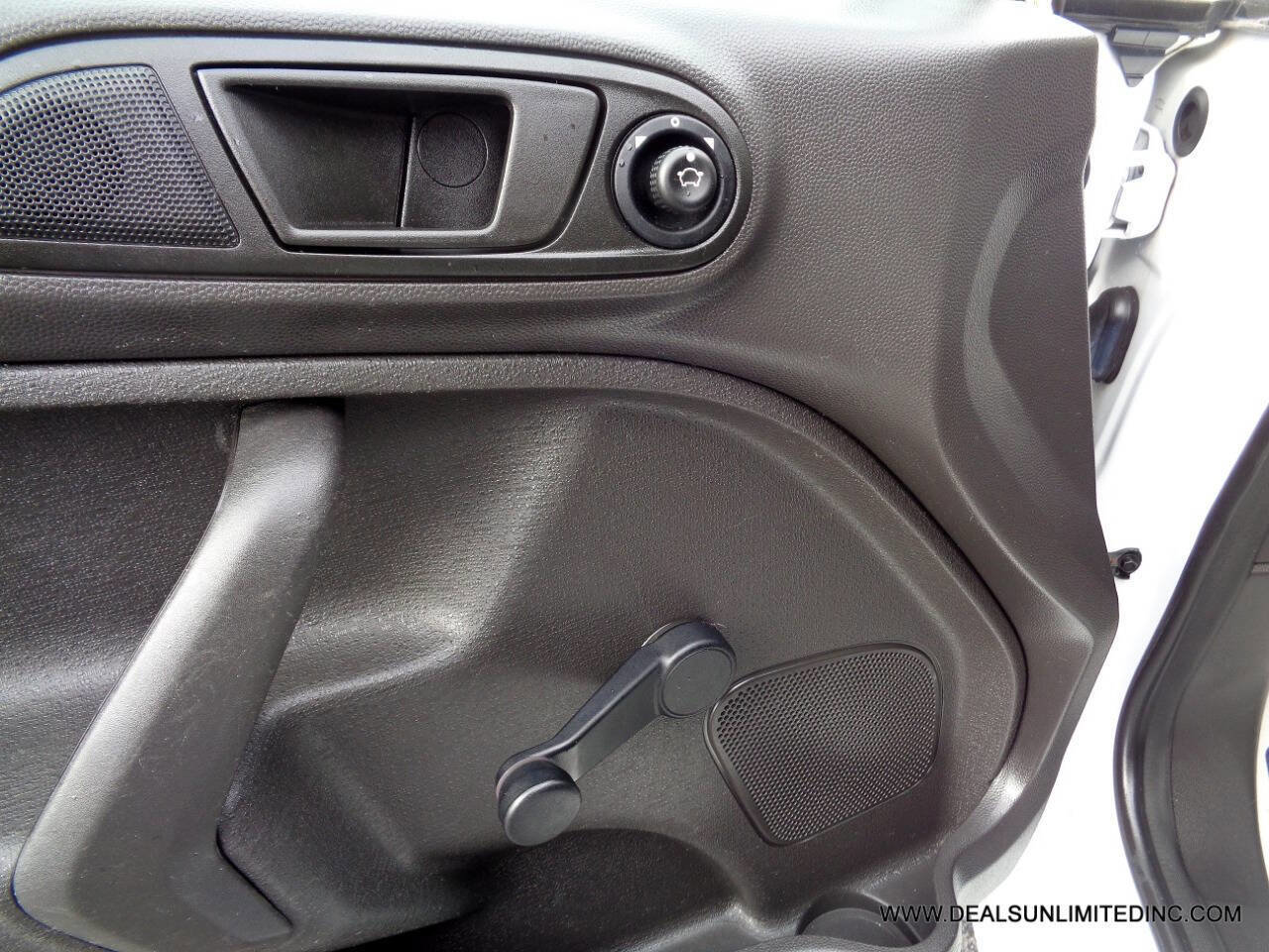 Used 2017 Ford Fiesta S image 10