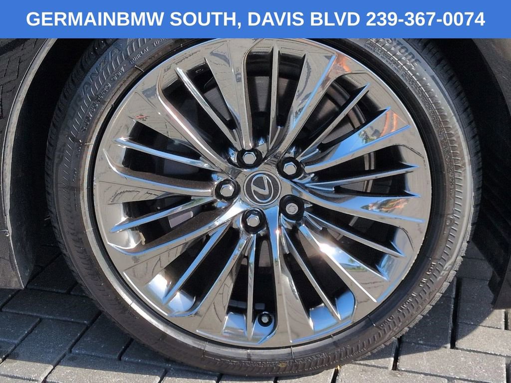 Used 2020 Lexus LS 500 w/ Interior Upgrade Package RWD image 12