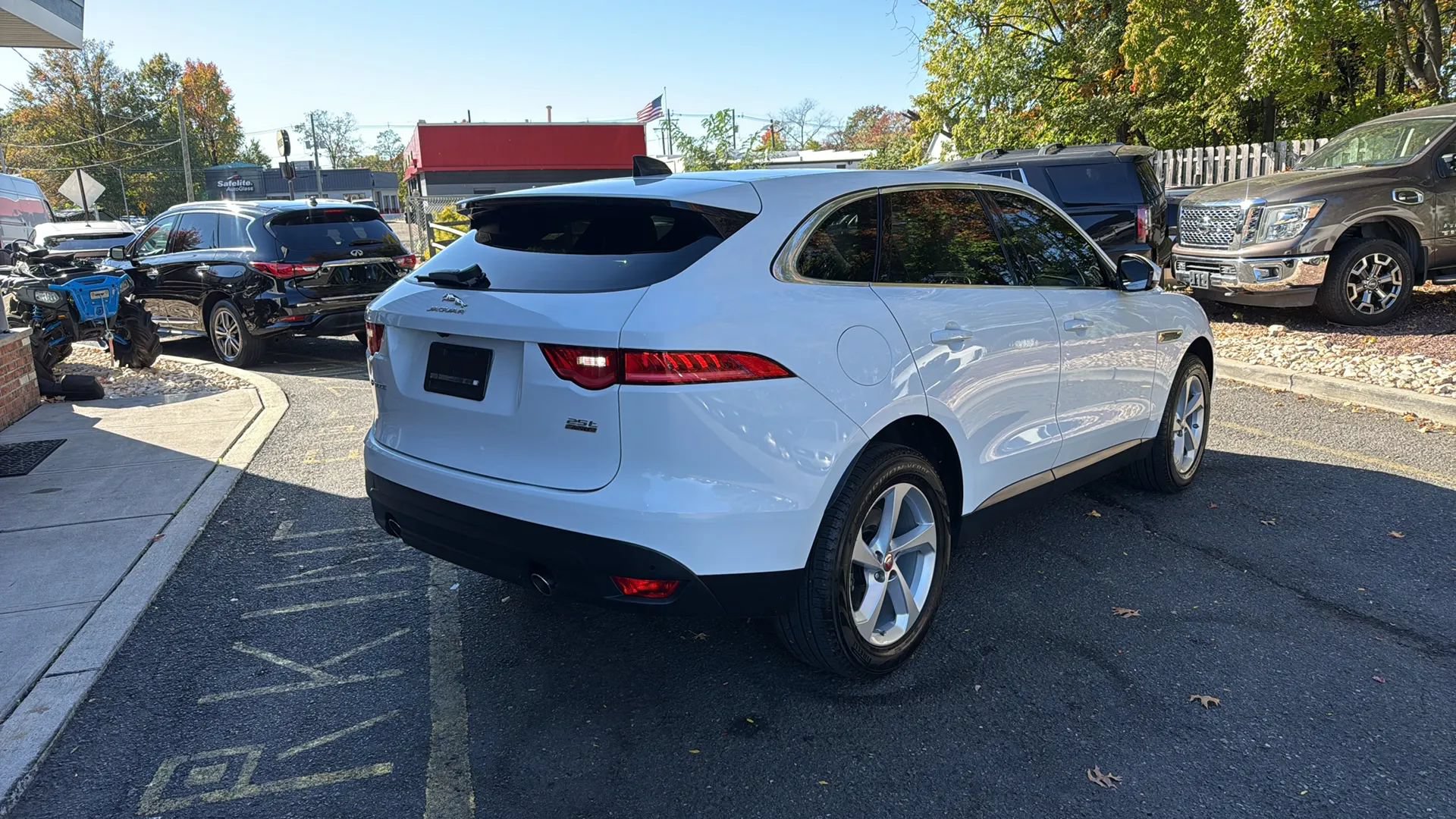 Used 2020 Jaguar F-PACE Premium AWD/4WD image 7