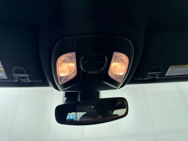 Used 2023 Jeep Compass Latitude image 24