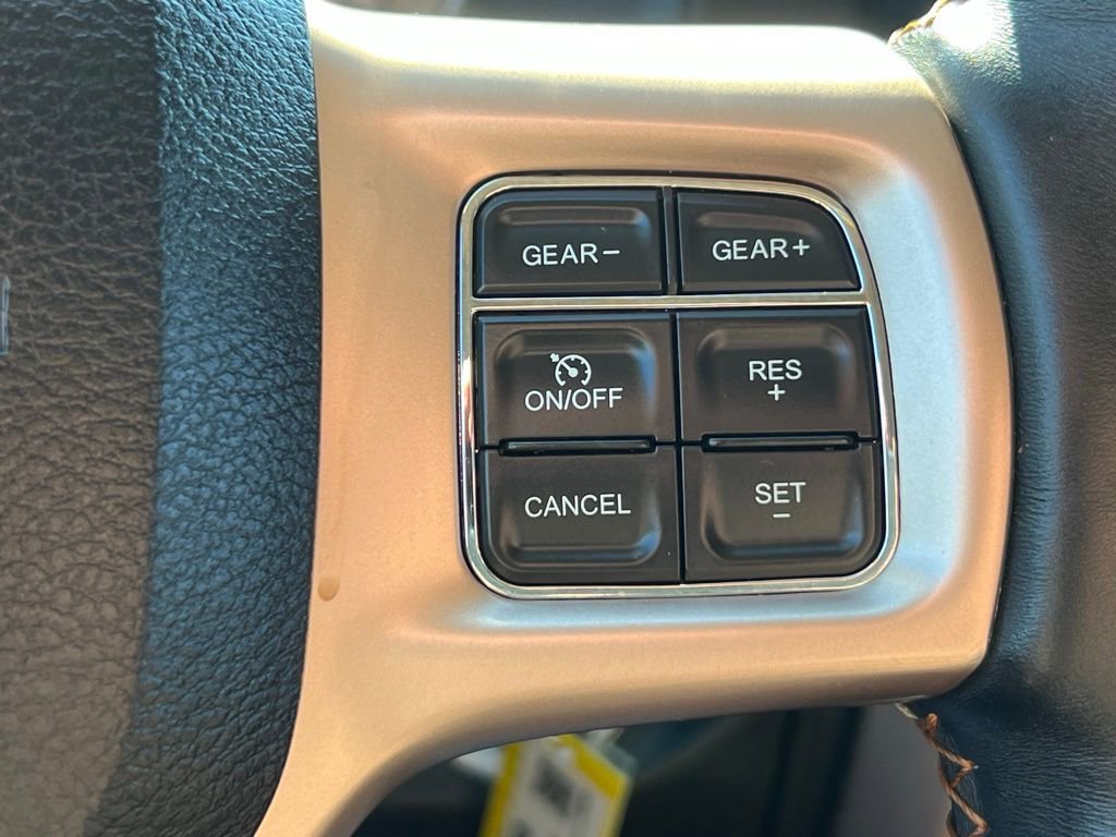 Used 2015 RAM 1500 Laramie Longhorn image 35