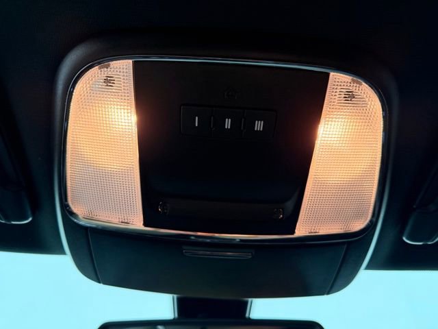 Certified 2023 Dodge Charger Scat Pack w/ Harman/Kardon Audio Group image 26