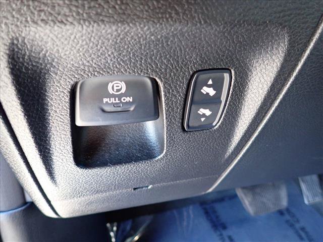 Used 2022 RAM 1500 Laramie AWD/4WD image 17