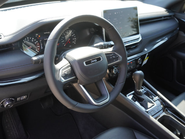 New 2026 Jeep Compass Latitude AWD/4WD image 17