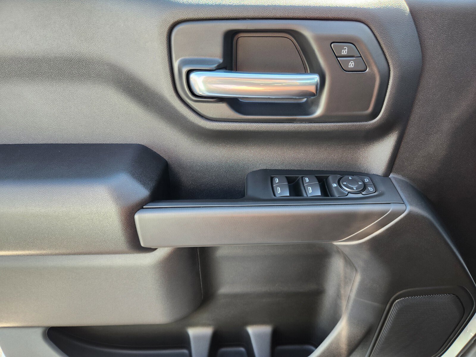 New 2026 Chevrolet Silverado 1500 Custom image 12