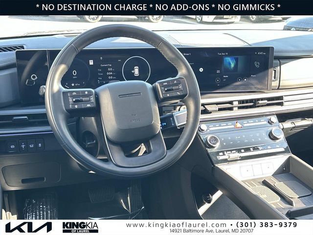 Used 2026 Hyundai Santa Fe Calligraphy AWD/4WD image 2