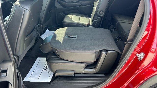 Certified 2023 Chevrolet Traverse RS image 35
