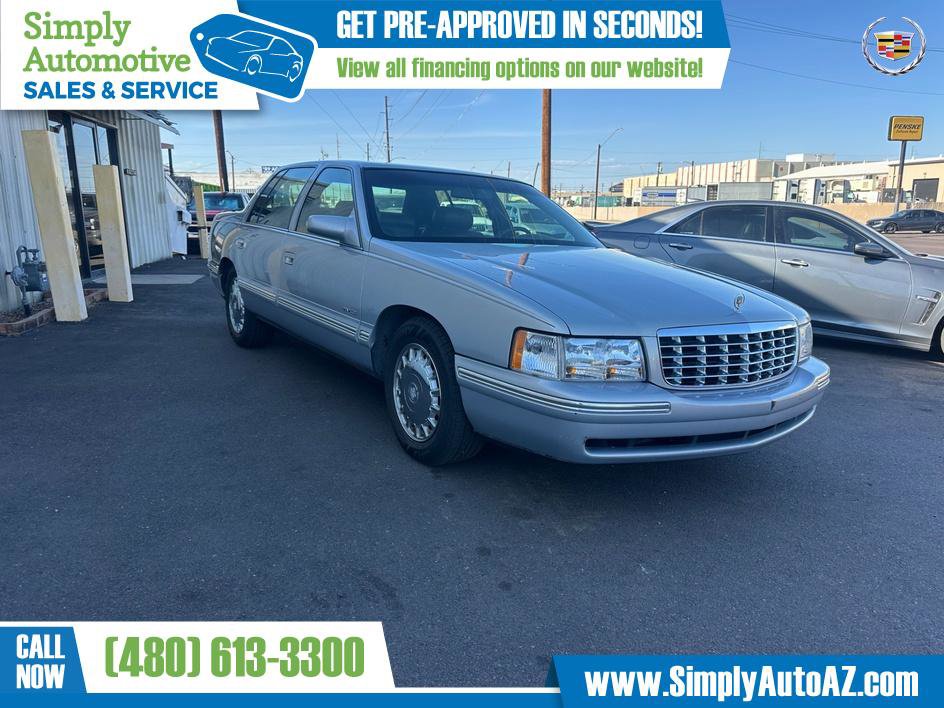 Used 1997 Cadillac De Ville Sedan FWD image 2
