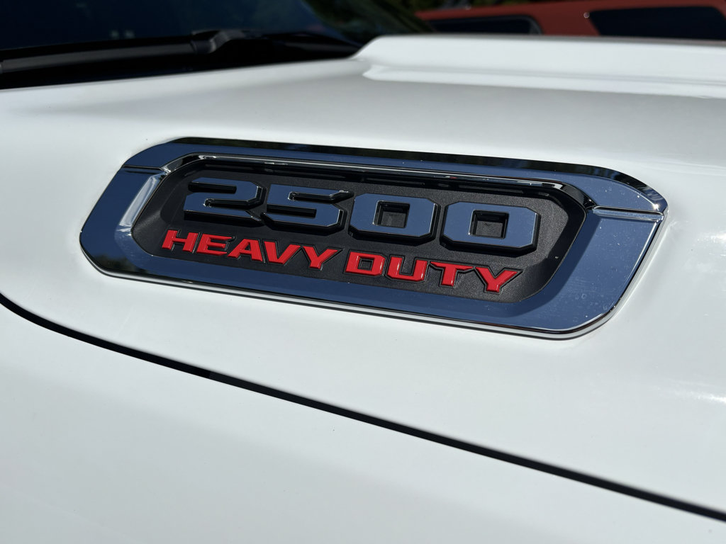 Used 2026 RAM 2500 Laramie AWD/4WD image 4