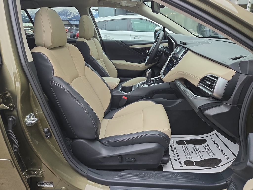 Used 2023 Subaru Outback Limited image 17