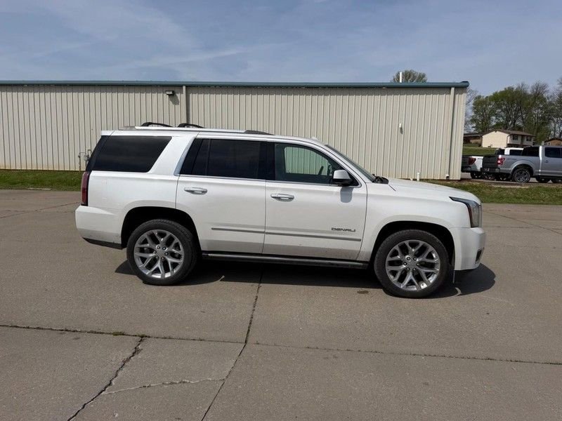 Used 2017 GMC Yukon Denali w/ Open Road Package image 2