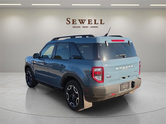 Used 2023 Ford Bronco Sport Outer Banks w/ Tech Package image 3