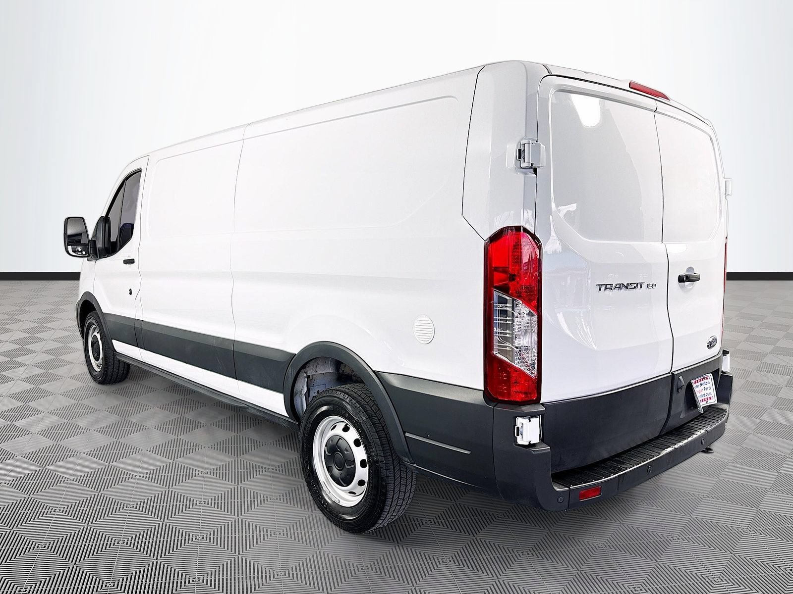 Used 2023 Ford Transit 150 Low Roof RWD image 5