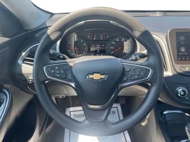Used 2024 Chevrolet Malibu LT FWD image 23