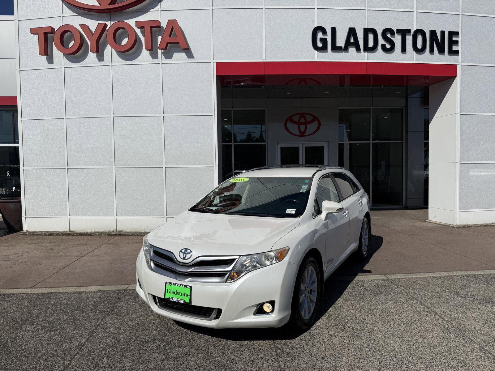 Used 2015 Toyota Venza LE AWD/4WD image 1