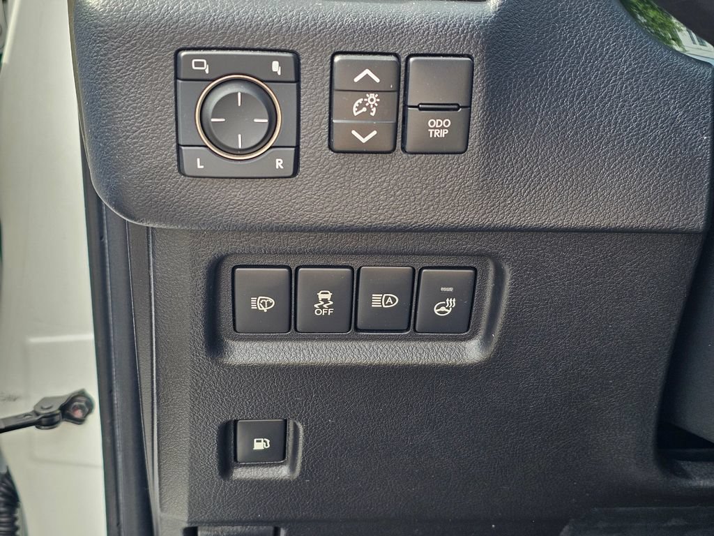 Used 2021 Lexus GX 460 Premium w/ Premium Package AWD/4WD image 34