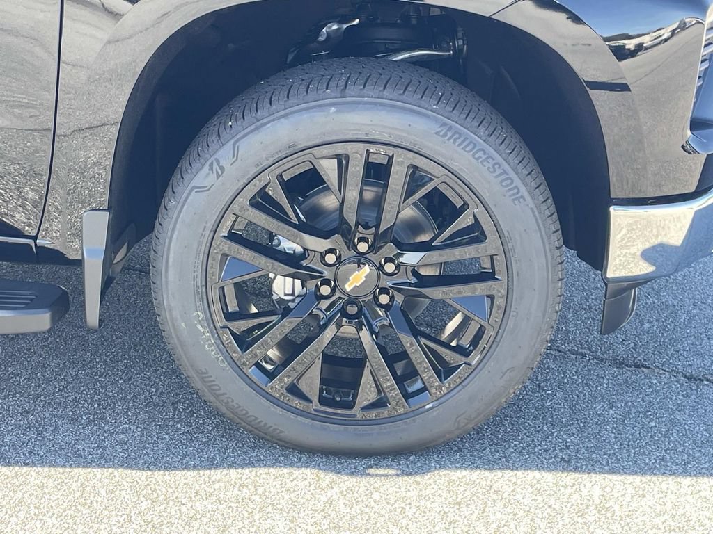 New 2026 Chevrolet Silverado 1500 LTZ w/ LTZ Premium Package AWD/4WD image 11