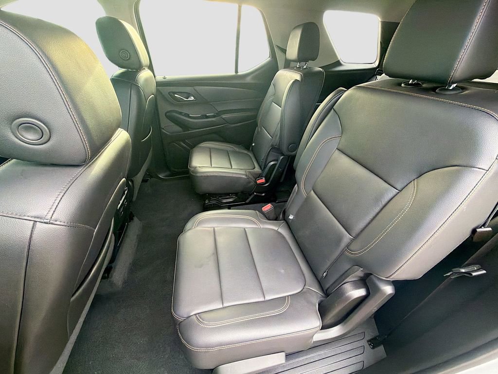 Used 2021 Chevrolet Traverse RS image 22