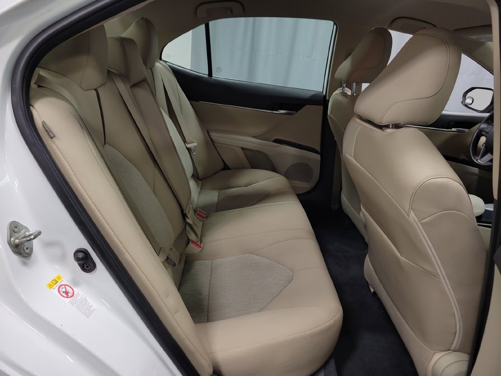 Used 2019 Toyota Camry LE FWD image 23