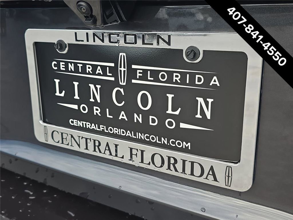 New 2026 Lincoln Navigator Premiere AWD/4WD image 6