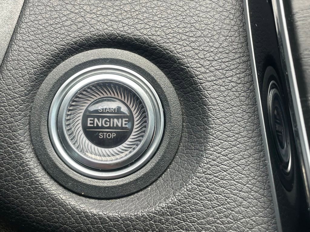Used 2019 Mercedes-Benz C 43 AMG 4MATIC Sedan image 31