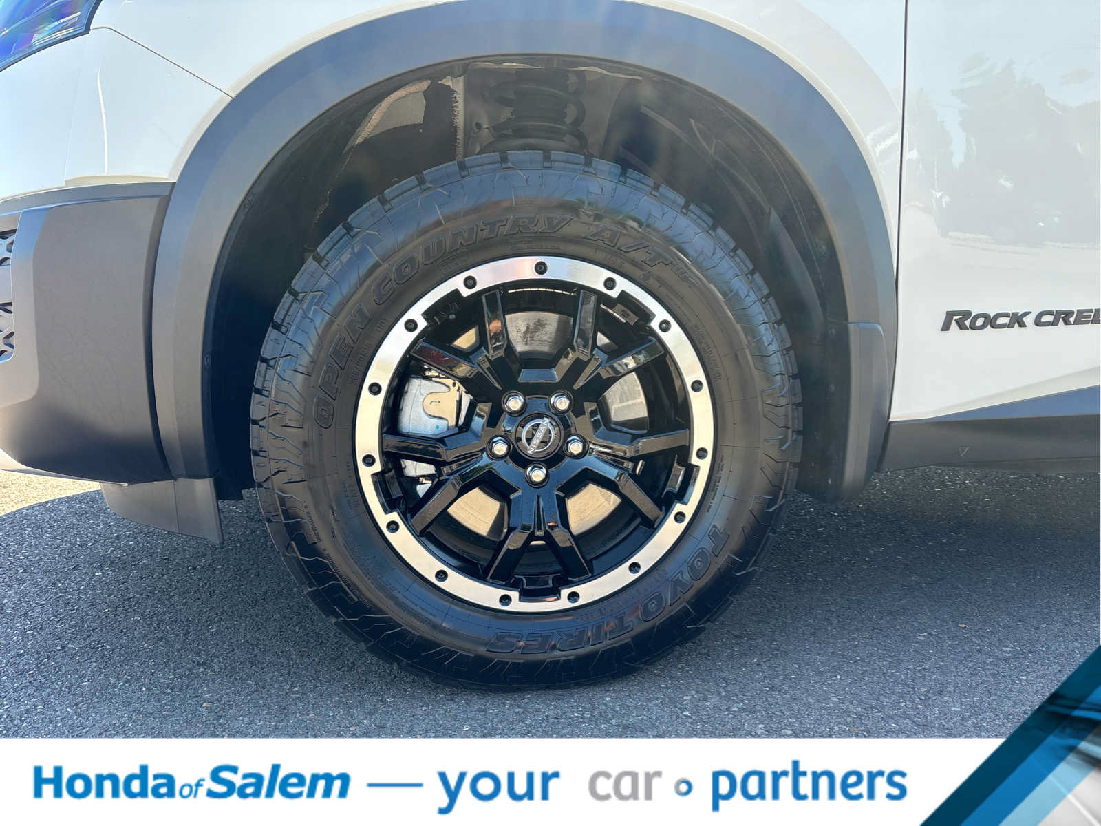 Used 2025 Nissan Pathfinder Rock Creek AWD/4WD image 8