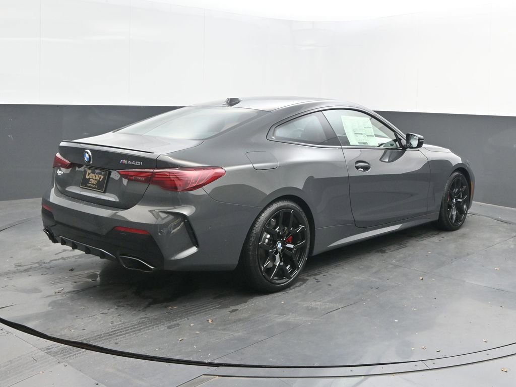 New 2026 BMW M440i Coupe w/ Premium Package RWD image 7