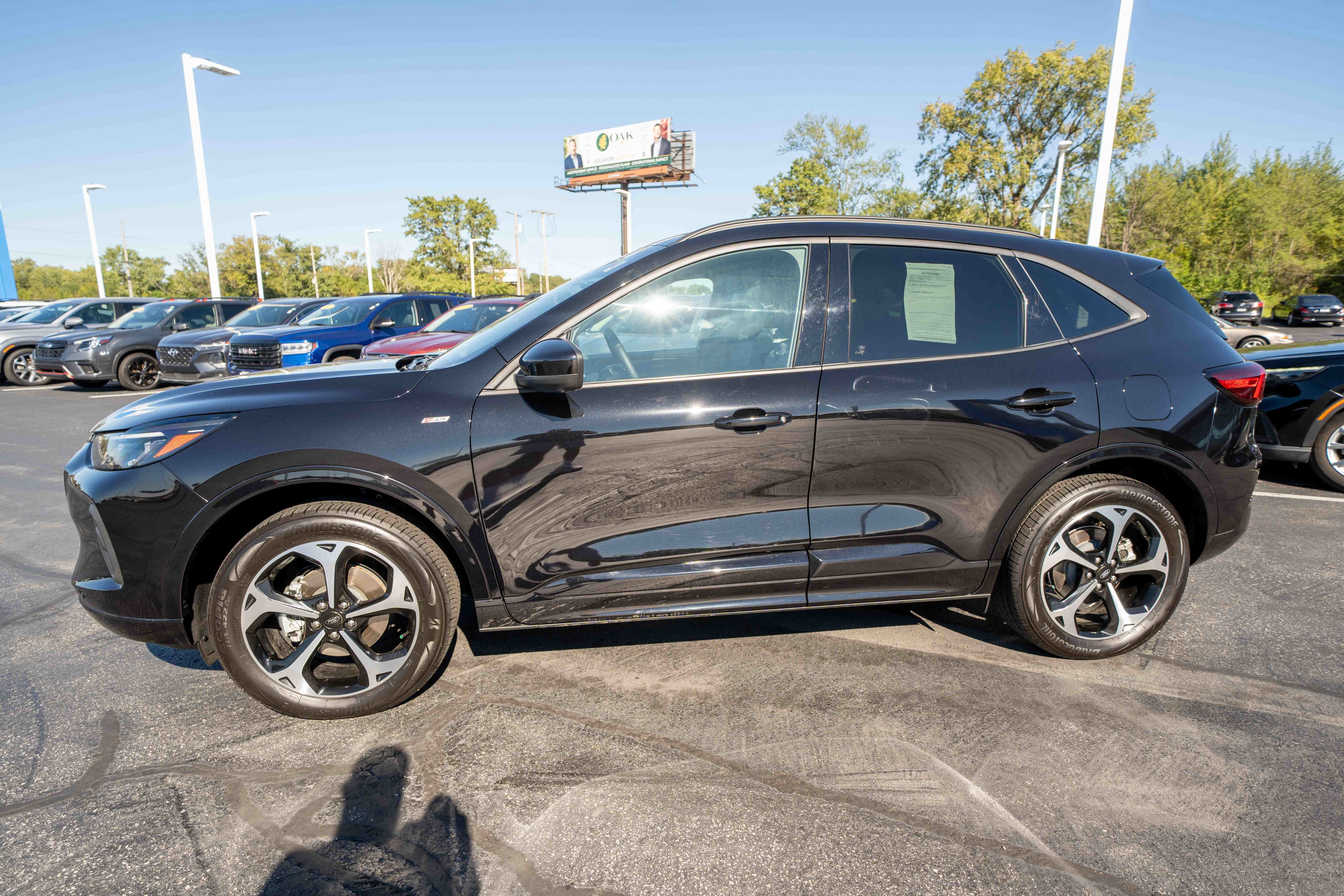 Used 2025 Ford Escape ST-Line Elite w/ Premium Technology Package AWD/4WD image 3