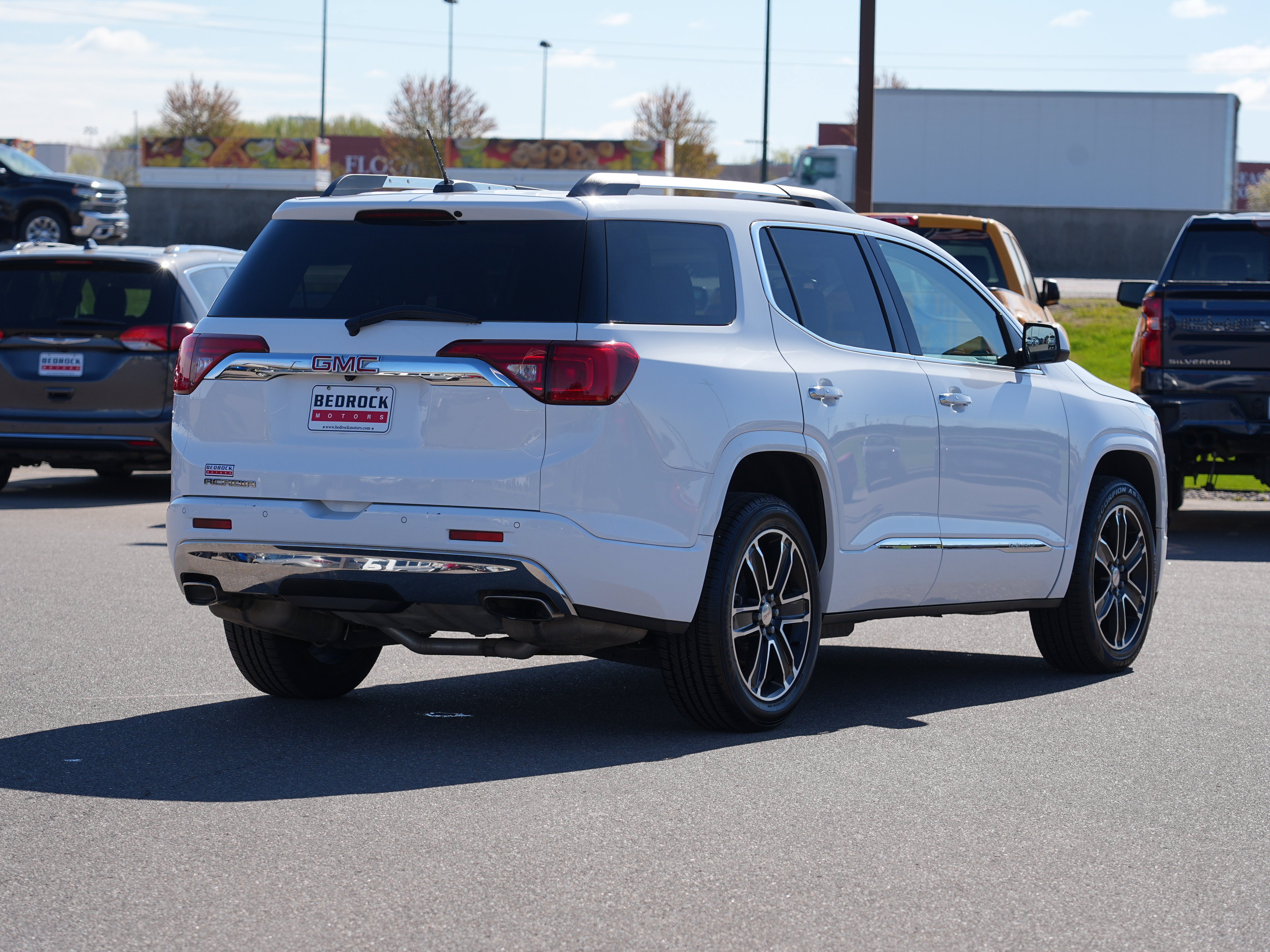 Used 2019 GMC Acadia Denali FWD image 3