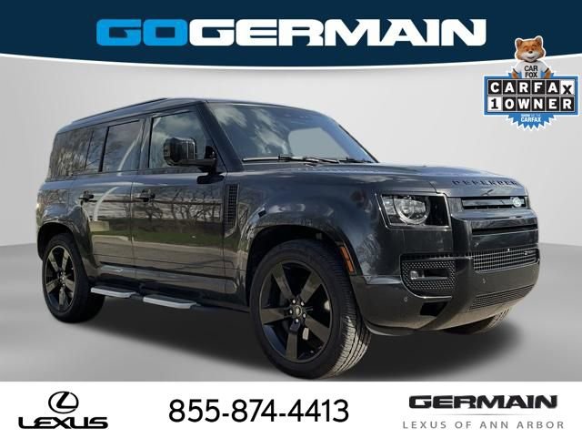 Used 2023 Land Rover Defender 110 X-Dynamic SE image 10