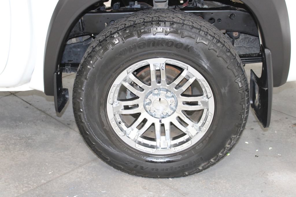 Used 2023 Nissan Frontier PRO-4X w/ Pro-4X Premium Package image 56