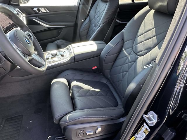 New 2026 BMW X5 xDrive50e w/ M Sport Package AWD/4WD image 14