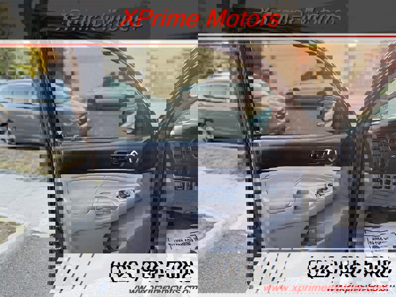 Used 2011 Toyota Tacoma PreRunner w/ SR5 Pkg #2 RWD image 13