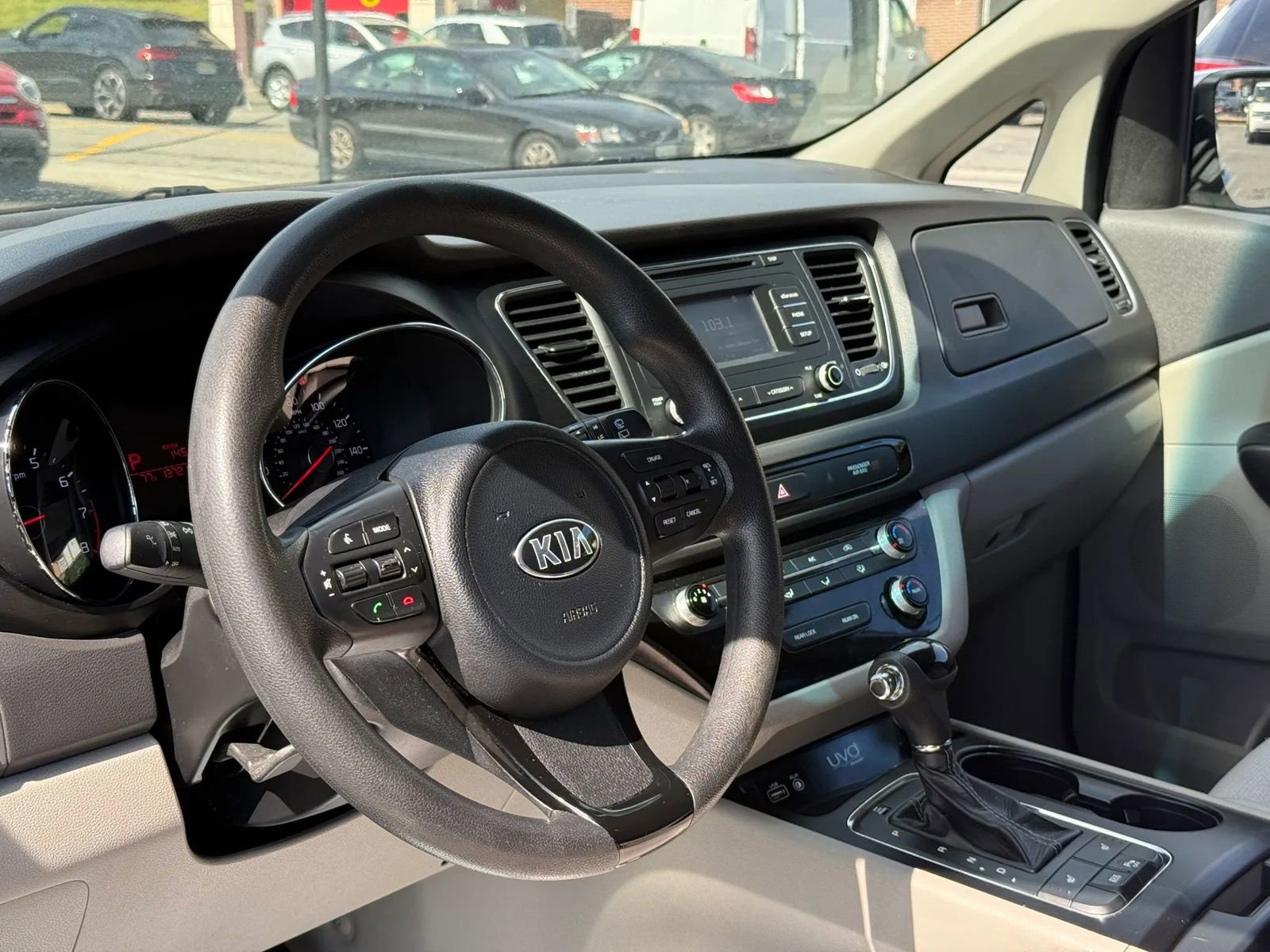 Used 2016 Kia Sedona LX w/ LX Convenience Package FWD image 21