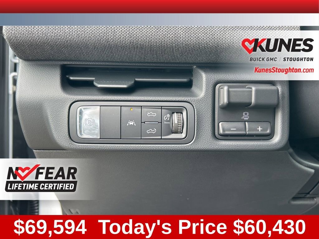 New 2026 GMC Sierra EV Elevation image 17