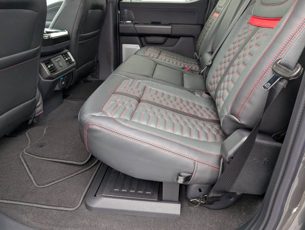 New 2025 Ford F150 Lariat w/ Equipment Group 502A High image 10