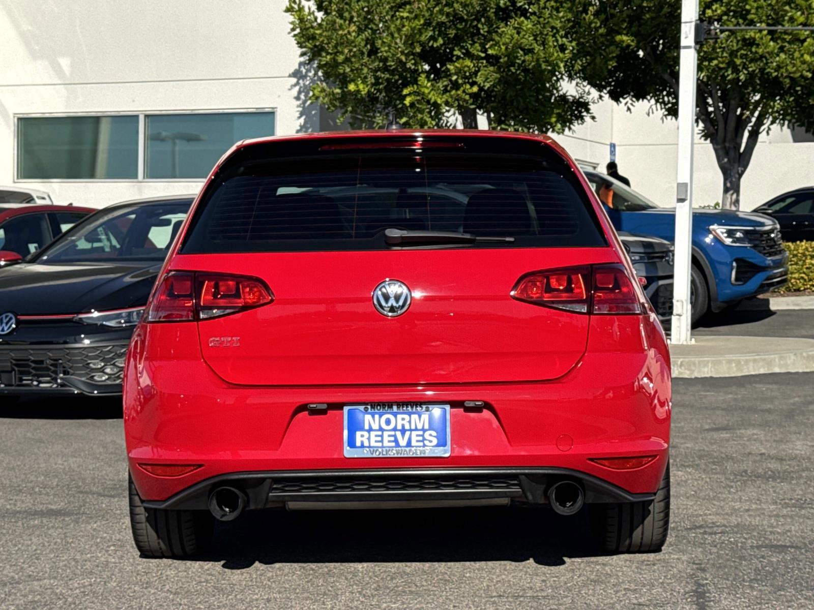 Used 2017 Volkswagen GTI Sport image 4