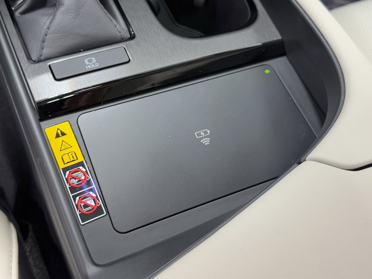 Used 2025 Lexus ES 350 Ultra Luxury image 28