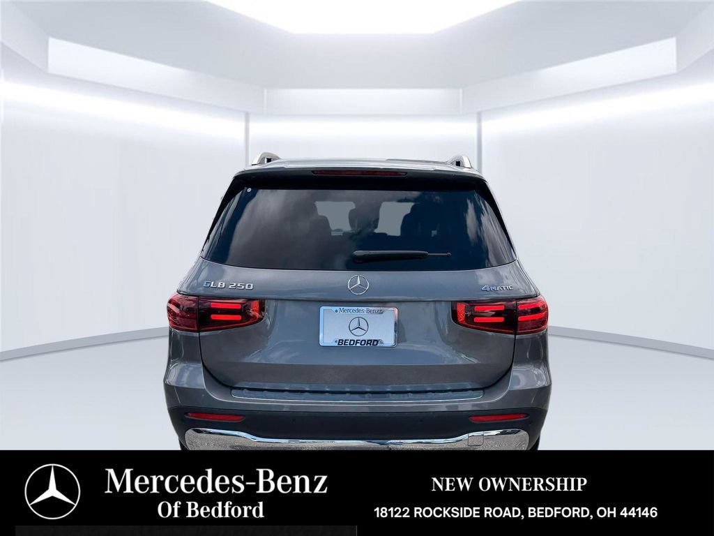 New 2026 Mercedes-Benz GLB 250 4MATIC image 5