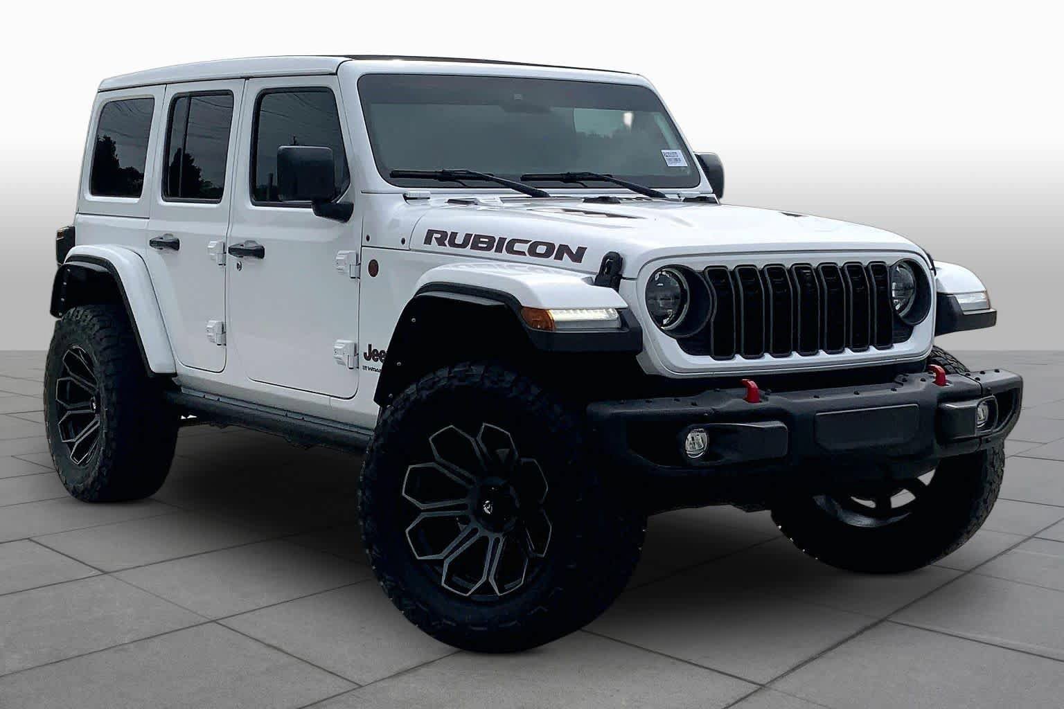 Used 2024 Jeep Wrangler Unlimited Rubicon AWD/4WD image 2