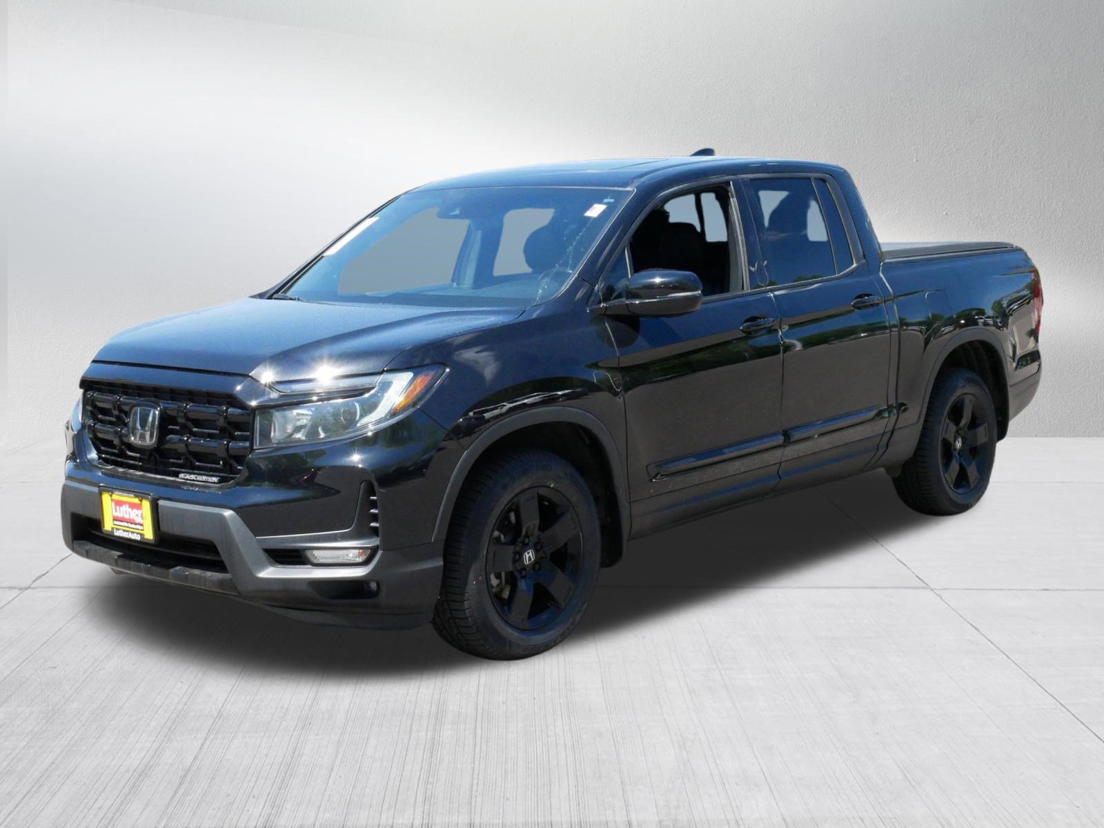 Certified 2024 Honda Ridgeline Black Edition image 3