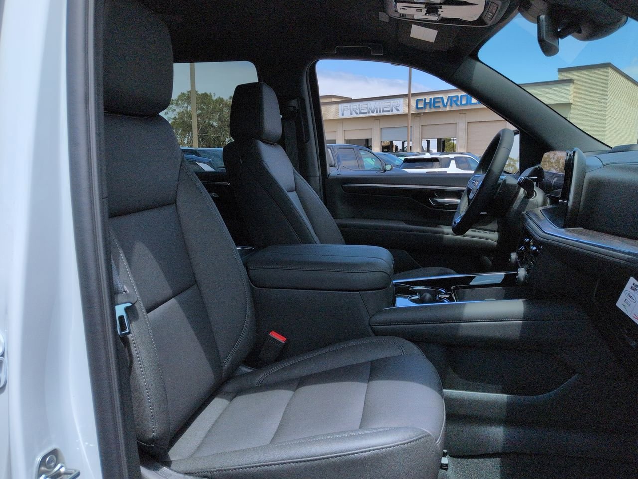 New 2026 Chevrolet Tahoe LT w/ Comfort Package AWD/4WD image 29
