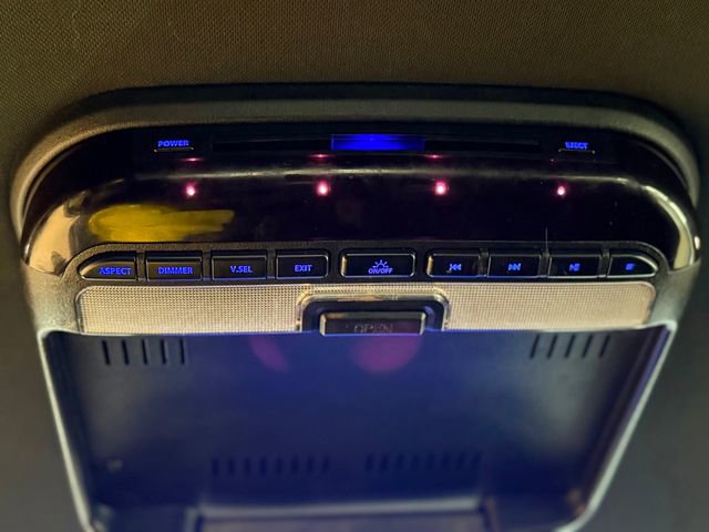 Used 2019 Chrysler Pacifica Touring Plus w/ S Appearance Package FWD image 37