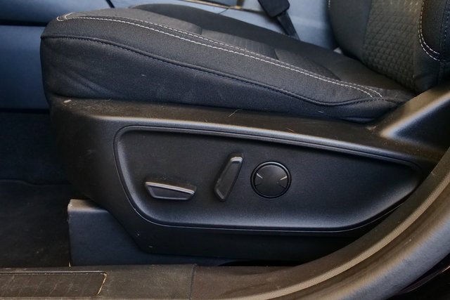 Used 2023 Ford Escape Active image 11